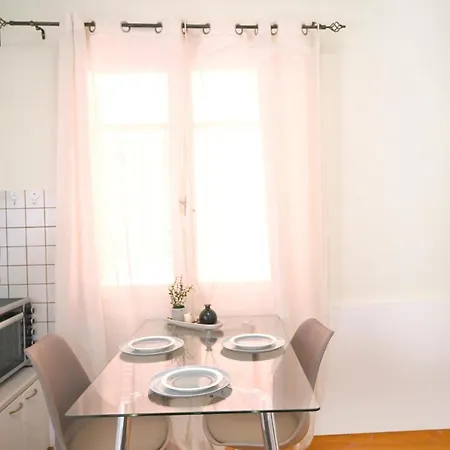 Daire Lift Loft Syros 1 Minute From Square