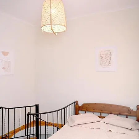 Daire Lift Loft Syros 1 Minute From Square *